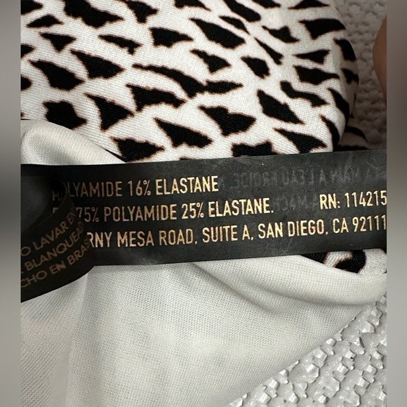 ViX by Paula Hermanny Remy Bia Printed Bikini Top only Small Brown & White Logo - Picture 3 of 12